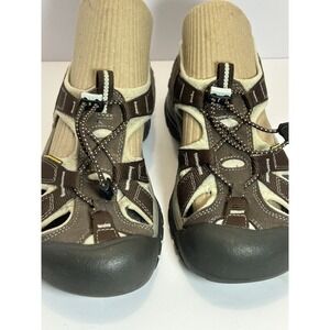 Keen Size 9 Women's Waterproof Hiking Shoes Venice Leather Sandals Outdoor Brown